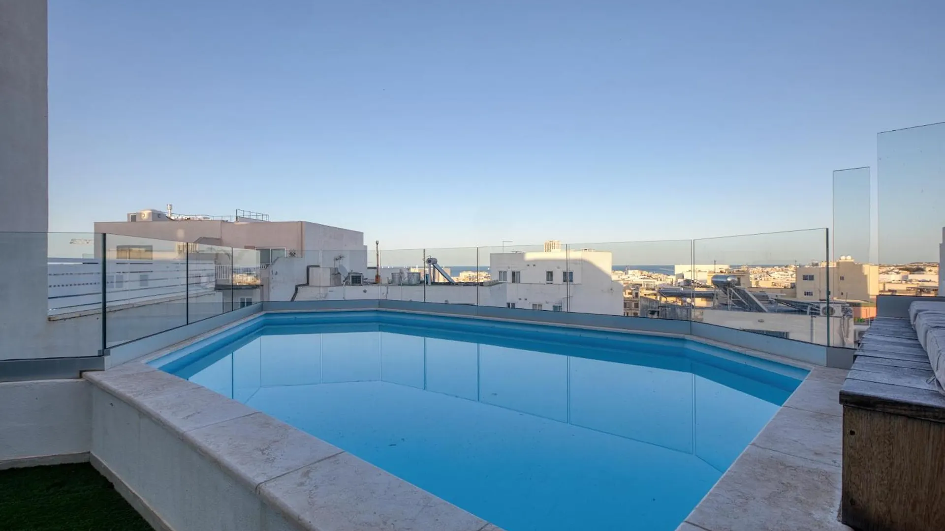 Beautiful Penthouse With Pool And Terrace Apartment Is-Swieqi