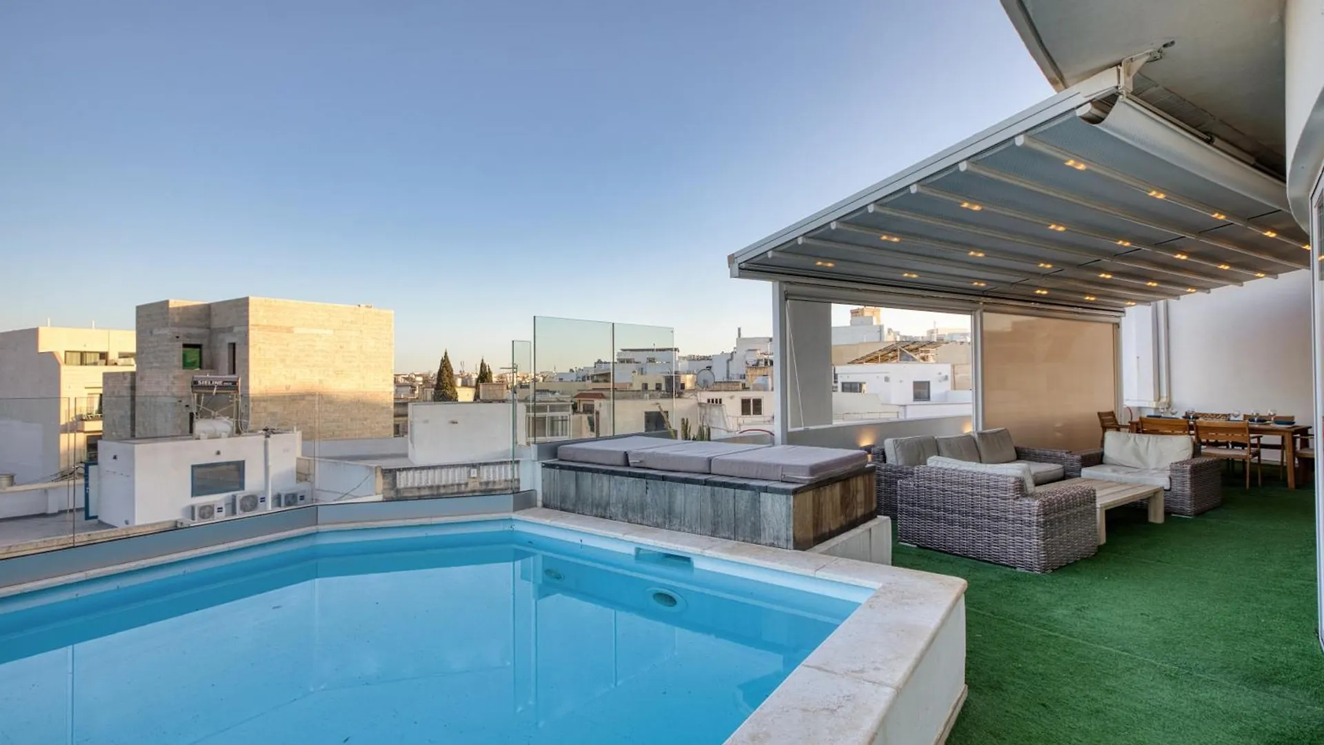 Beautiful Penthouse With Pool And Terrace Apartment Is-Swieqi