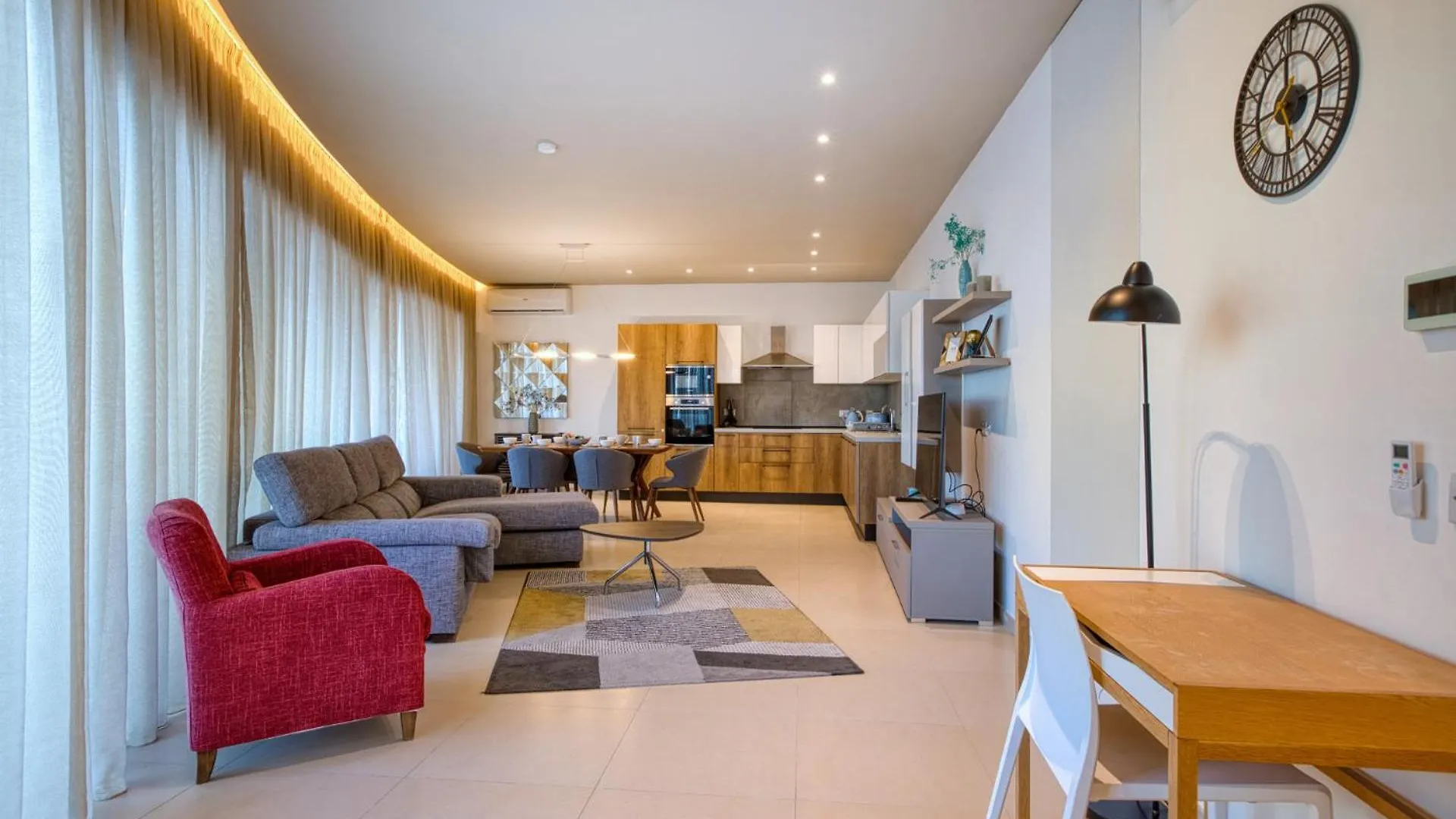 Beautiful Penthouse With Pool And Terrace Apartment Is-Swieqi 0*,