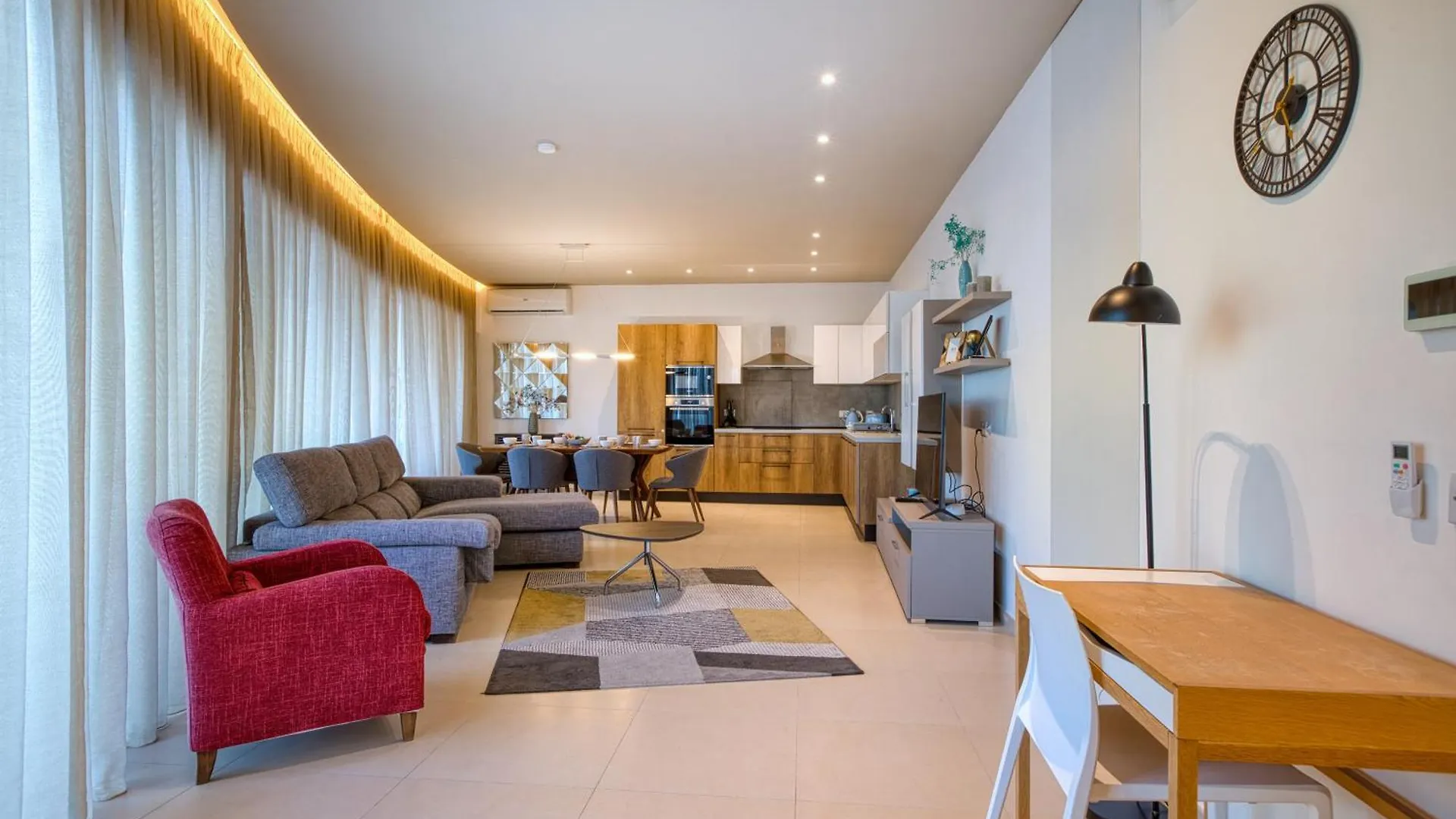 Beautiful Penthouse With Pool And Terrace Apartment Is-Swieqi