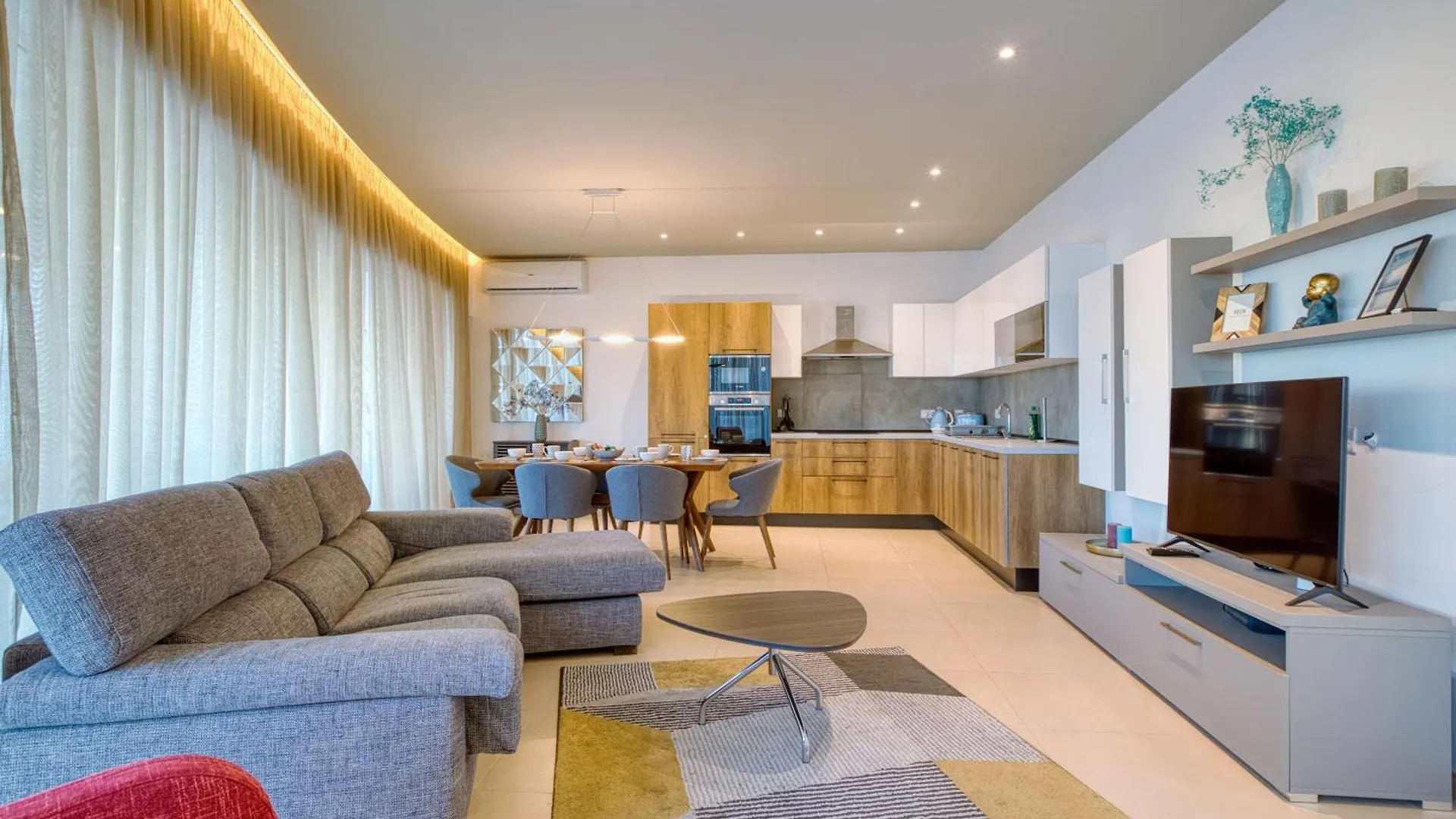 Beautiful Penthouse With Pool And Terrace Apartment Is-Swieqi