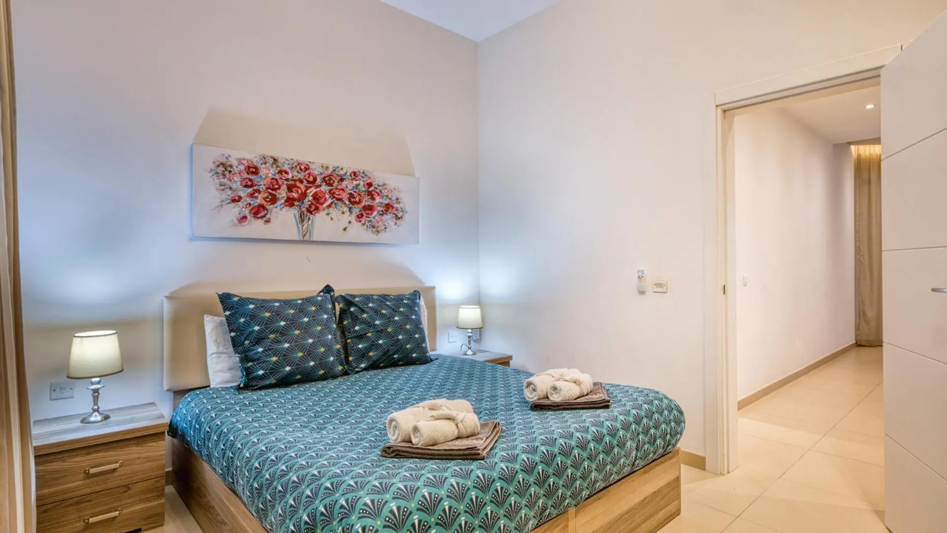 Beautiful Penthouse With Pool And Terrace Apartment Is-Swieqi
